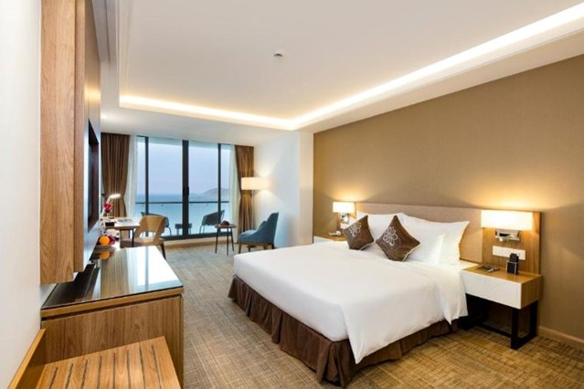 Phòng Premier Deluxe with Sea View